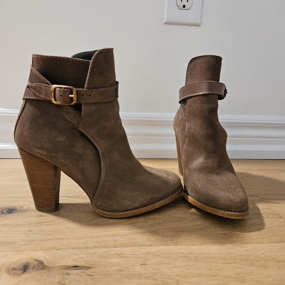 Dune London Tan Suede Buckle Ankle Boots – Size 8
